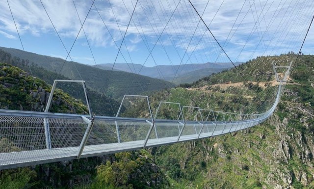 Jembatan Gantung 516 Arouca, Portugal (516 meter)