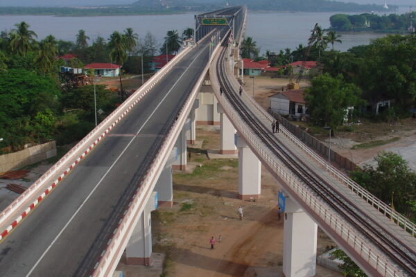 Jembatan Nawaday