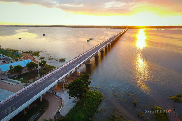 Jembatan Thepsuda