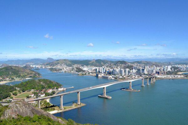 Terceira Ponte: Jembatan Penting di Brasil