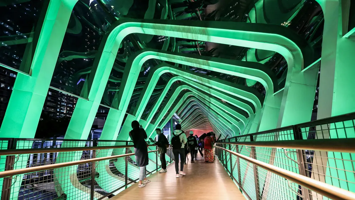 Jembatan Penyeberangan Orang (JPO) Gelora Bung Karno (GBK