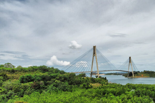 Jembatan Tengku Fisabilillah